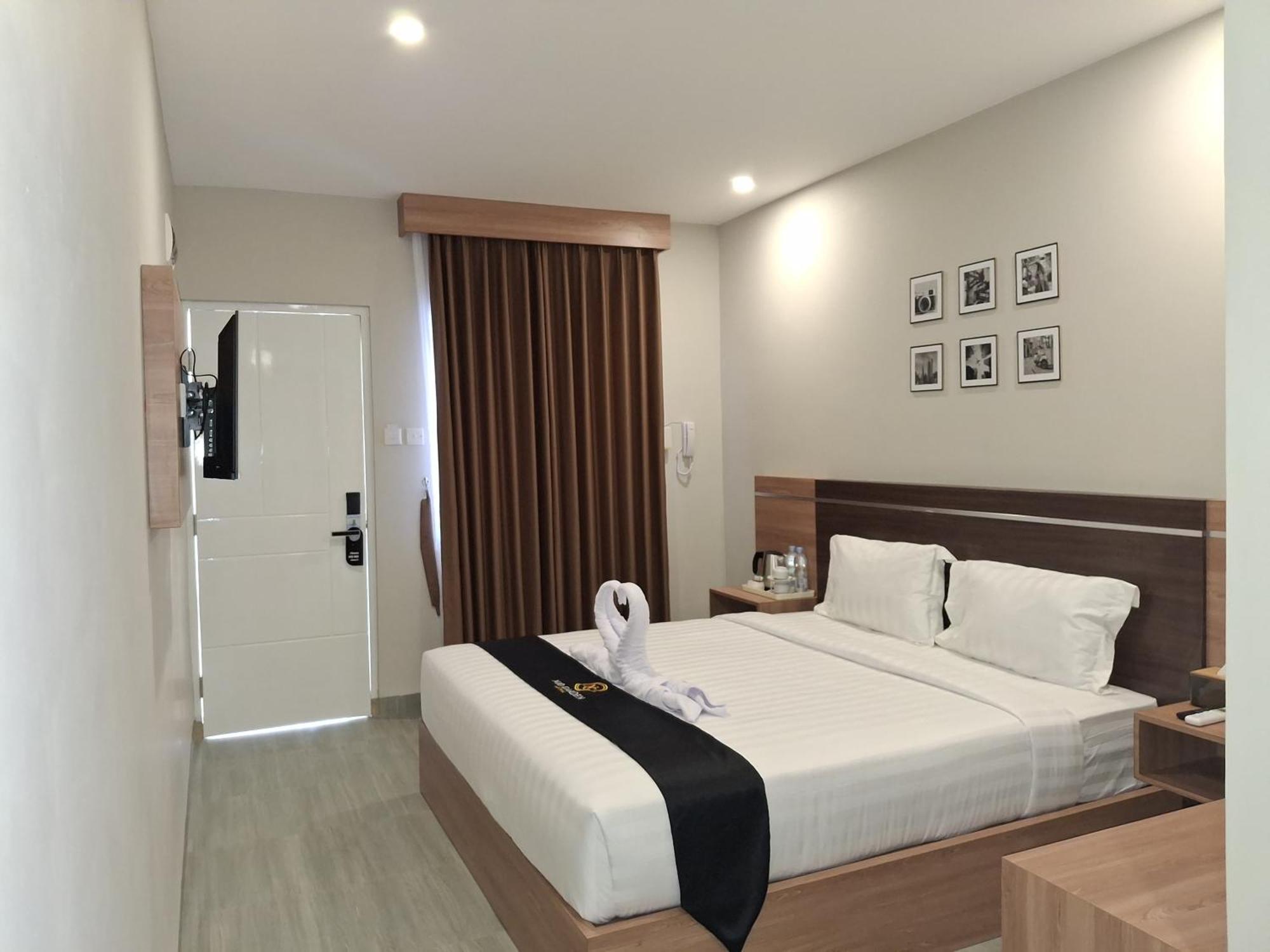 Nio Garden Hotel Sumbawa Extérieur photo